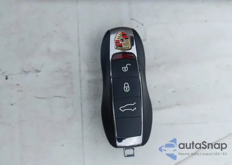 2018 Porsche Cayenne Gts z USA, uszkodzony, nr VIN WP1AD2A25JLA80575